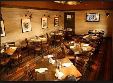 Burtons Grill in Mount Pleasant